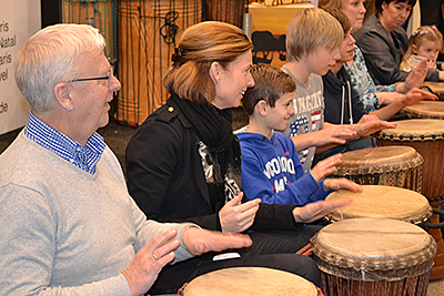 djembe workshop op een beurs