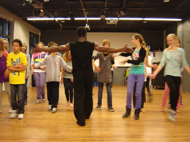 afro jazz dansworkshop in het onderwijs